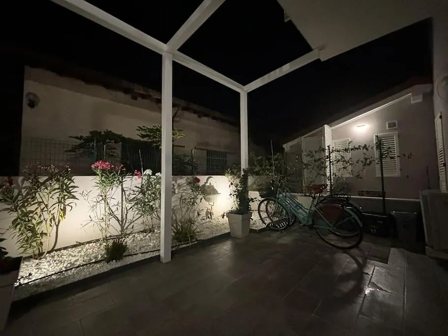 Apartment Maison Jula Confort, Relax E Liberta, Cinquale Italien